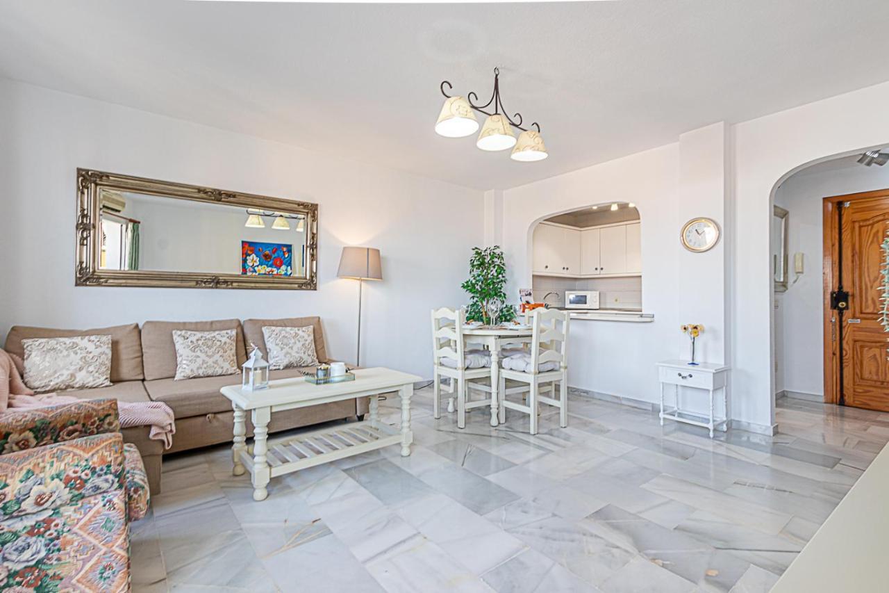 797 Holiday Rentals - Amplio Piso Para 4 En El Centro De Arroyo De La Miel Бенальмадена Экстерьер фото