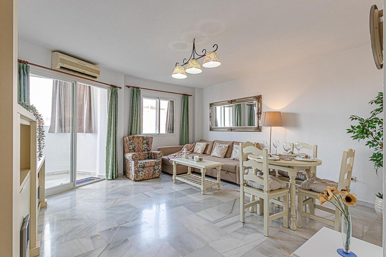 797 Holiday Rentals - Amplio Piso Para 4 En El Centro De Arroyo De La Miel Бенальмадена Экстерьер фото
